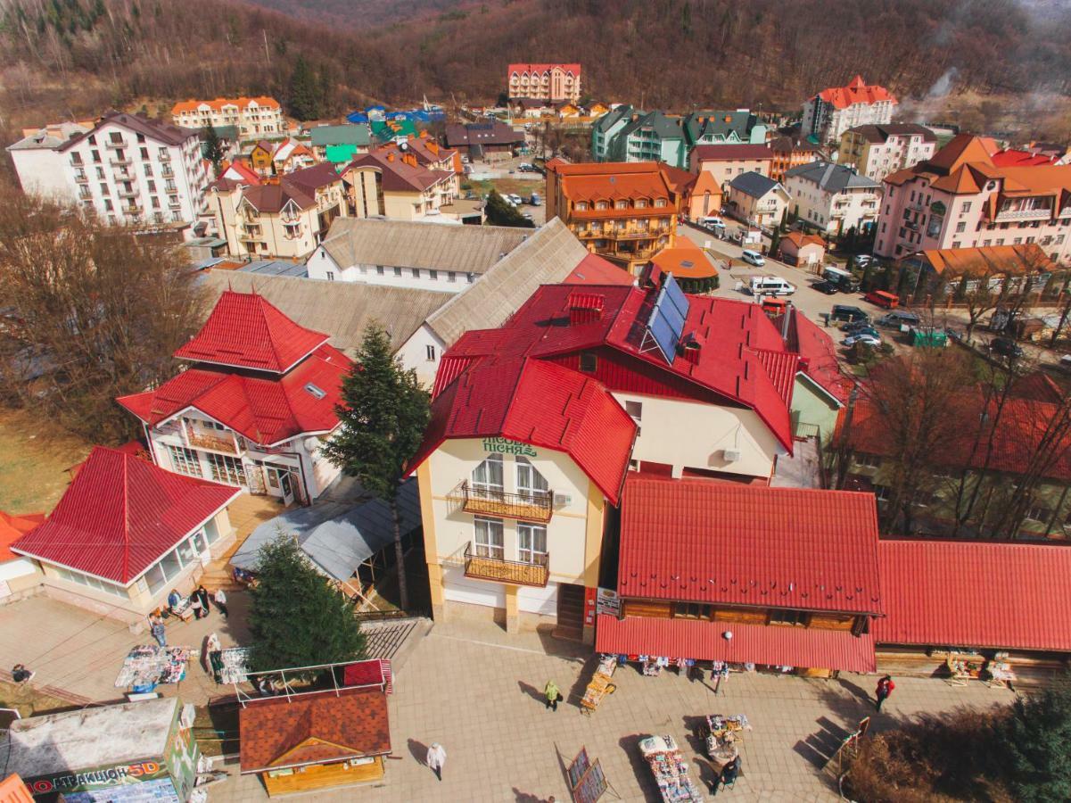 Kvasova Voda Поляна Экстерьер фото